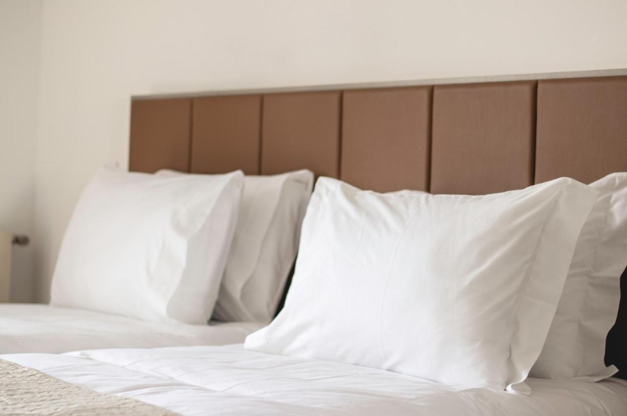 Up Hmb Hotels Fermentelos Экстерьер фото